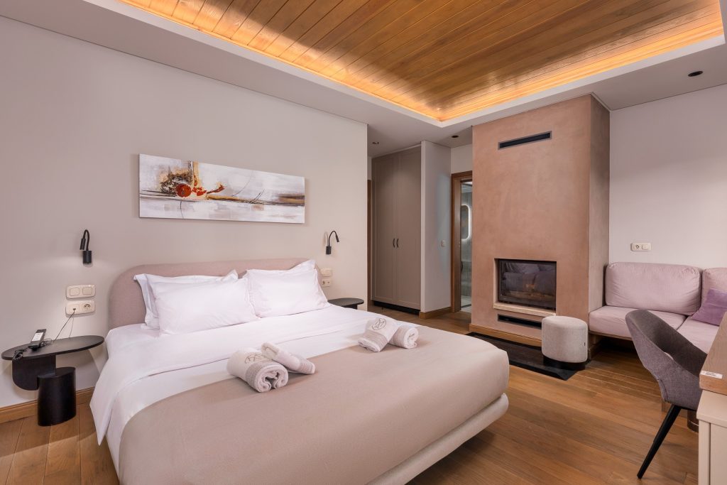 Mikri_Arktos_Bed_37